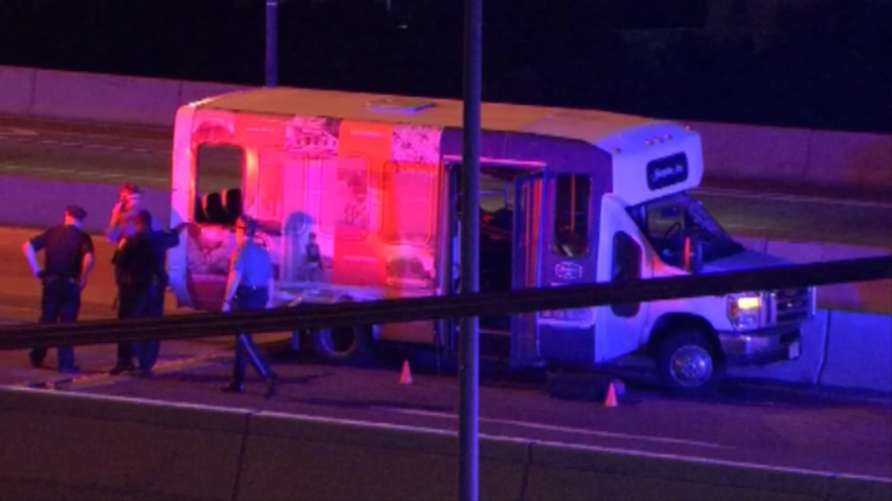 2 killed when shuttle bus, car crash near Boston airport